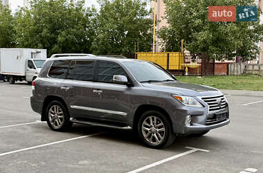 Внедорожник / Кроссовер Lexus LX 2014 в 