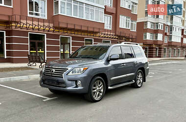 Внедорожник / Кроссовер Lexus LX 2014 в 
