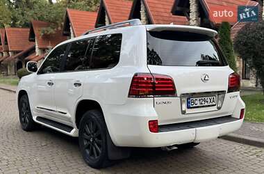 Внедорожник / Кроссовер Lexus LX 2008 в 