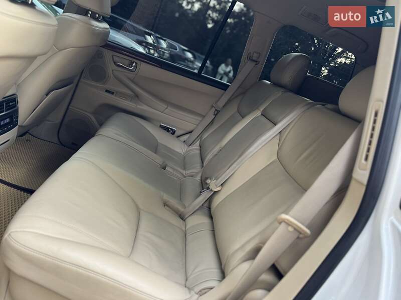 Позашляховик / Кросовер Lexus LX 2008 в Львові
