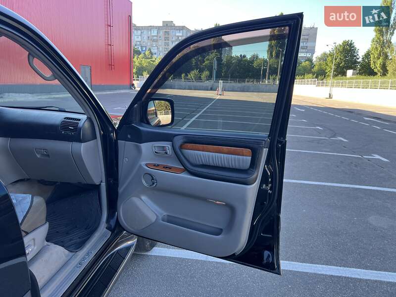 Внедорожник / Кроссовер Lexus LX 2005 в Кропивницком