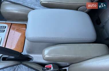 Позашляховик / Кросовер Lexus LX 2005 в 