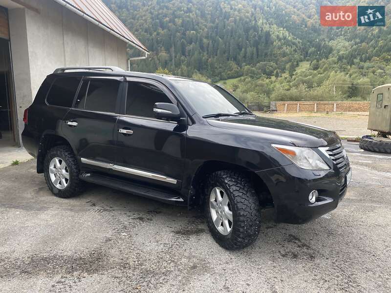 Внедорожник / Кроссовер Lexus LX 2008 в Тячеве