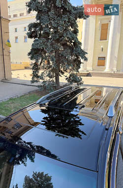 Позашляховик / Кросовер Lexus LX 2008 в 