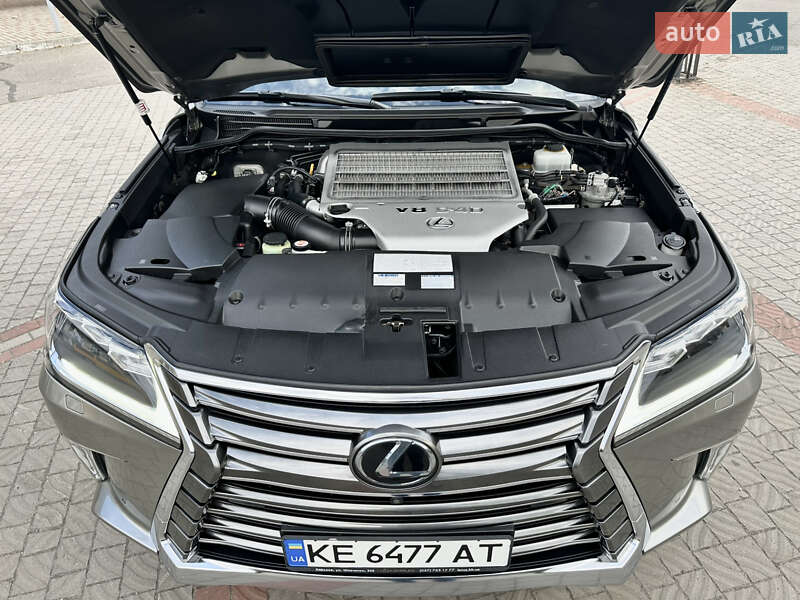 Позашляховик / Кросовер Lexus LX 2016 в Дніпрі фото 43 Позашляховик / Кросовер Lexus LX 2016 в Дніпрі