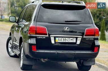 Внедорожник / Кроссовер Lexus LX 2008 в 