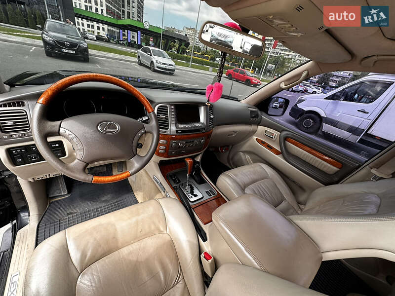 Позашляховик / Кросовер Lexus LX 2005 в Києві