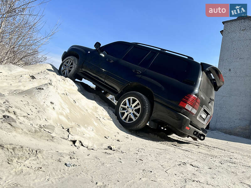 Позашляховик / Кросовер Lexus LX 2005 в Києві
