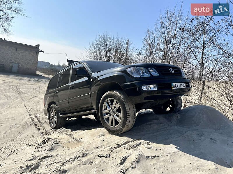 Позашляховик / Кросовер Lexus LX 2005 в Києві