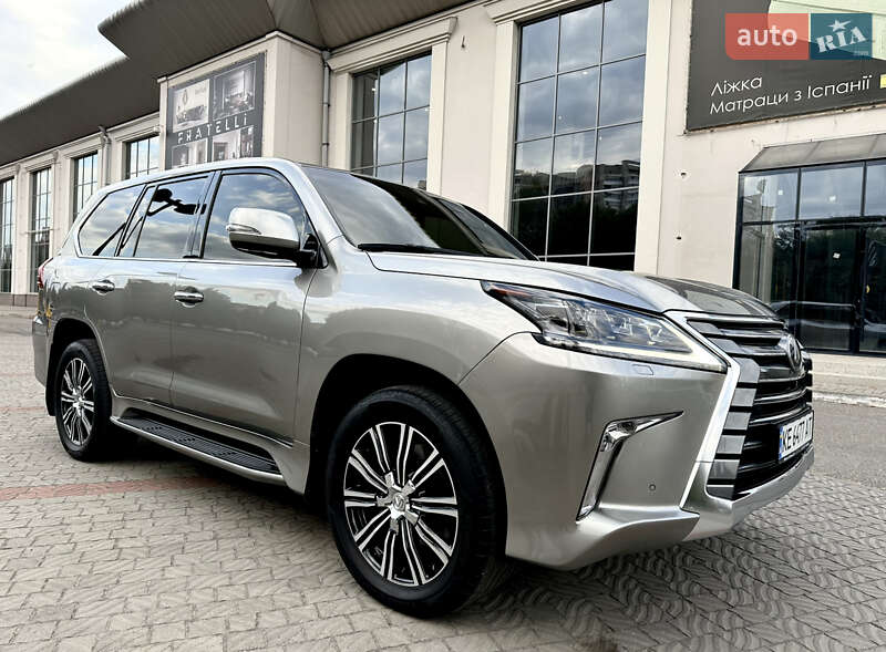 Lexus LX 2016