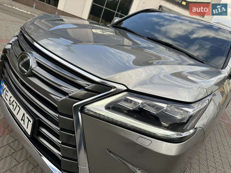 Позашляховик / Кросовер Lexus LX 2016 в Дніпрі фото 44 Позашляховик / Кросовер Lexus LX 2016 в Дніпрі