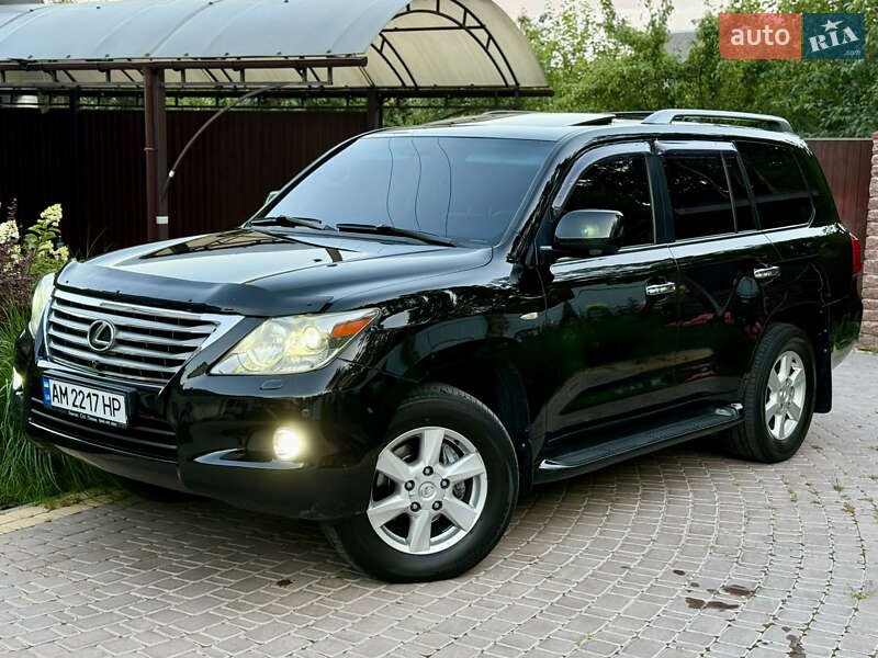 Позашляховик / Кросовер Lexus LX 2010 в Житомирі