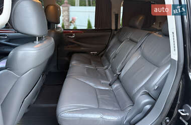 Позашляховик / Кросовер Lexus LX 2010 в 