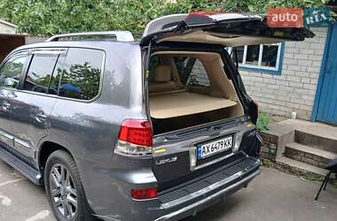 Позашляховик / Кросовер Lexus LX 2013 в 