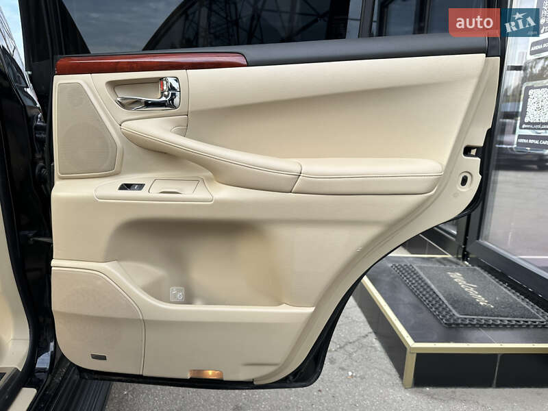 Позашляховик / Кросовер Lexus LX 2008 в Харкові