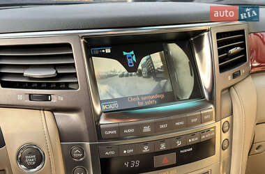 Внедорожник / Кроссовер Lexus LX 2008 в 