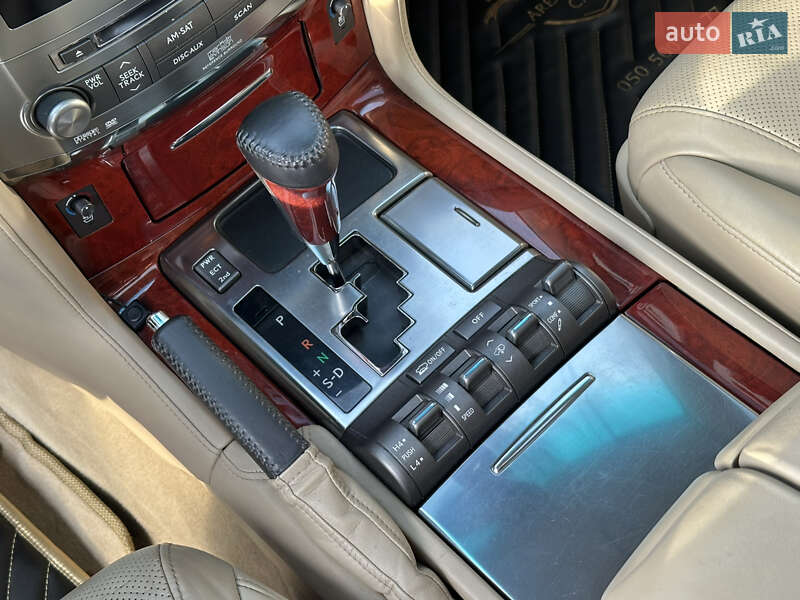 Позашляховик / Кросовер Lexus LX 2008 в Харкові