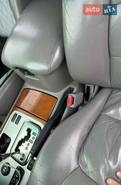Позашляховик / Кросовер Lexus LX 2005 в 