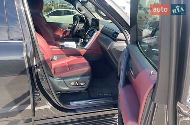 Внедорожник / Кроссовер Lexus LX 2022 в 