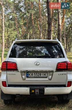 Позашляховик / Кросовер Lexus LX 2008 в 