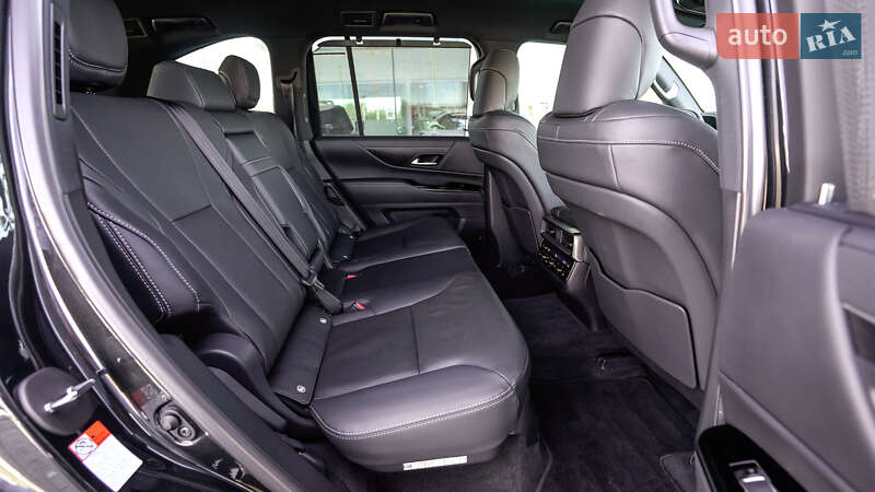 Внедорожник / Кроссовер Lexus LX 2024 в Львове