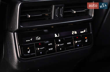 Позашляховик / Кросовер Lexus LX 2024 в 