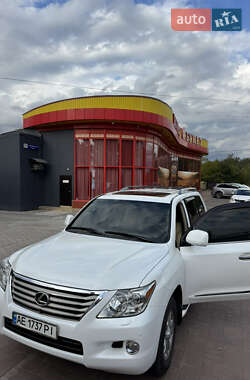 Позашляховик / Кросовер Lexus LX 2008 в Кривому Розі