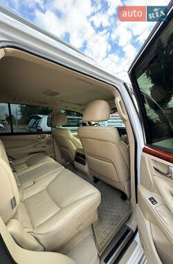 Позашляховик / Кросовер Lexus LX 2008 в 