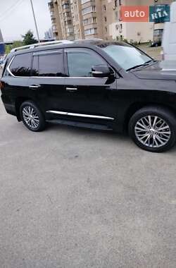 Позашляховик / Кросовер Lexus LX 2017 в 