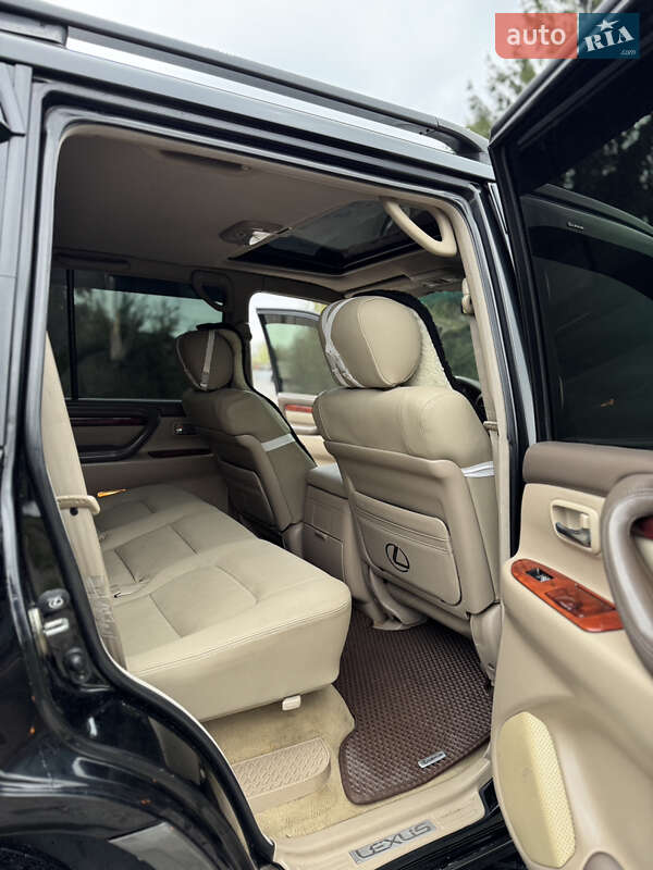 Внедорожник / Кроссовер Lexus LX 2002 в Надворной
