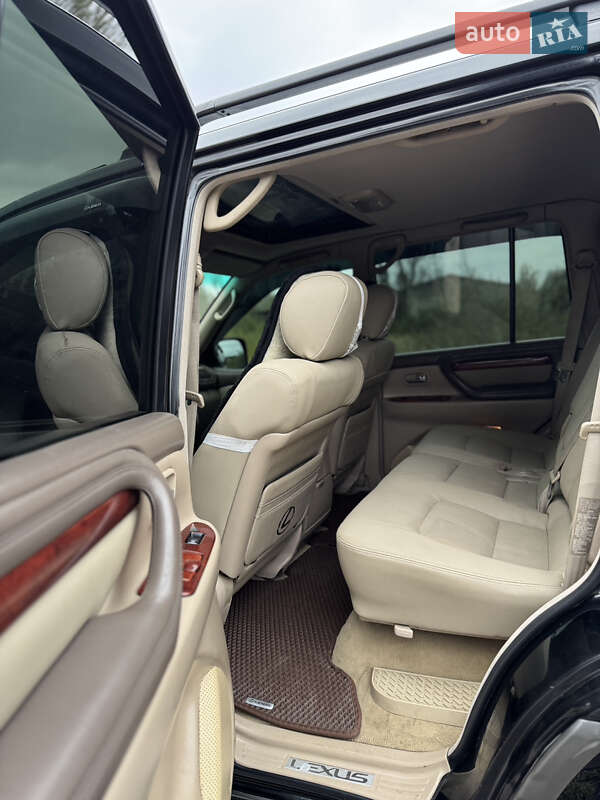 Внедорожник / Кроссовер Lexus LX 2002 в Надворной