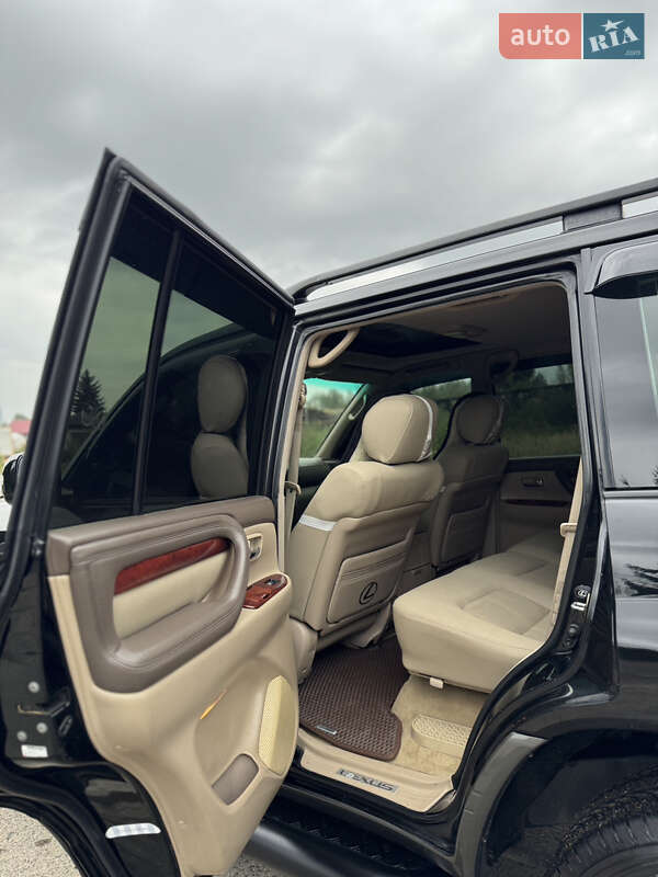 Внедорожник / Кроссовер Lexus LX 2002 в Надворной