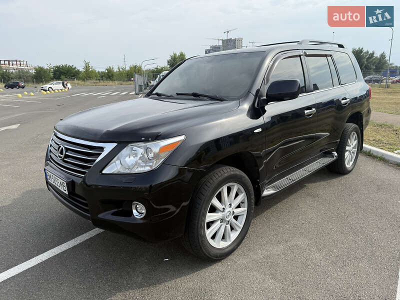 Позашляховик / Кросовер Lexus LX 2008 в Києві