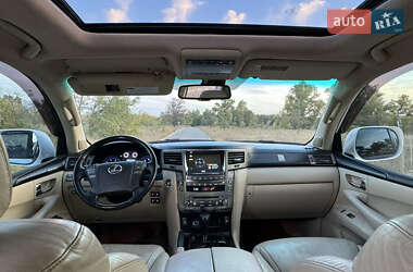 Позашляховик / Кросовер Lexus LX 2008 в 