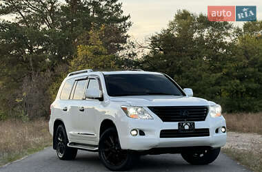 Позашляховик / Кросовер Lexus LX 2008 в 