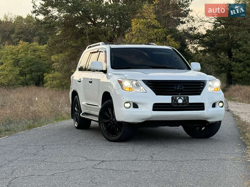 Внедорожник / Кроссовер Lexus LX 2008 в Днепре