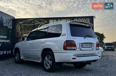 Позашляховик / Кросовер Lexus LX 2006 в 