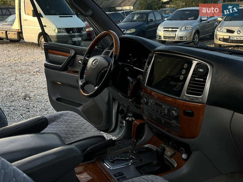 Внедорожник / Кроссовер Lexus LX 2006 в Харькове
