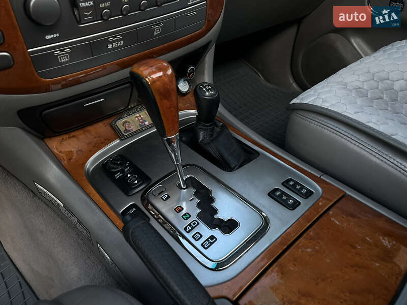 Внедорожник / Кроссовер Lexus LX 2006 в Харькове