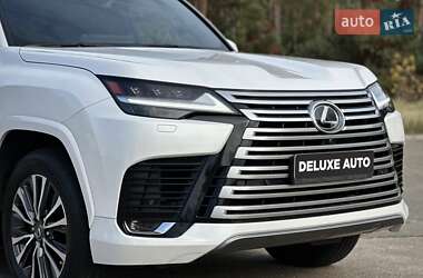Позашляховик / Кросовер Lexus LX 2022 в 