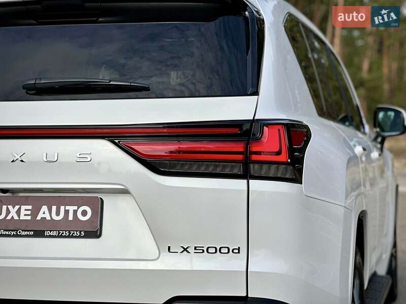 Внедорожник / Кроссовер Lexus LX 2022 в Киеве