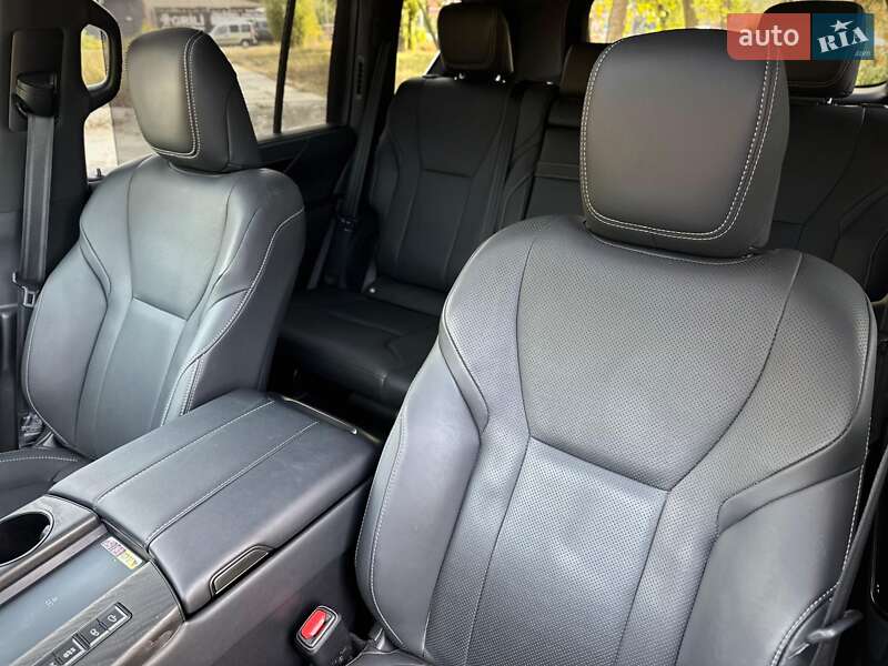 Внедорожник / Кроссовер Lexus LX 2022 в Киеве