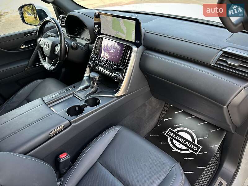 Внедорожник / Кроссовер Lexus LX 2022 в Киеве
