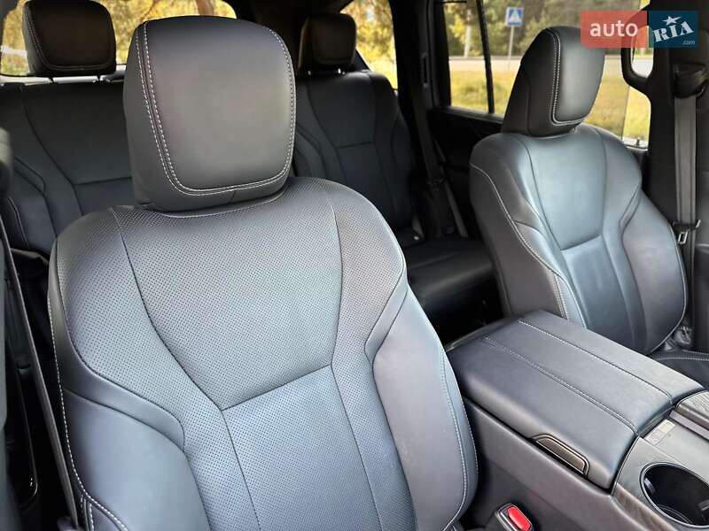 Внедорожник / Кроссовер Lexus LX 2022 в Киеве