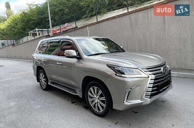 Внедорожник / Кроссовер Lexus LX 2019 в 