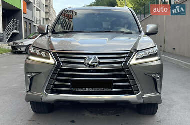 Внедорожник / Кроссовер Lexus LX 2019 в 
