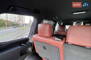 Внедорожник / Кроссовер Lexus LX 2019 в 