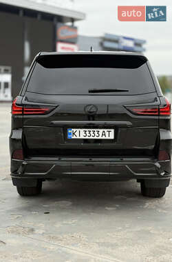 Позашляховик / Кросовер Lexus LX 2016 в 