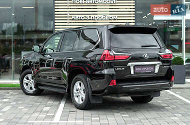 Внедорожник / Кроссовер Lexus LX 2017 в 