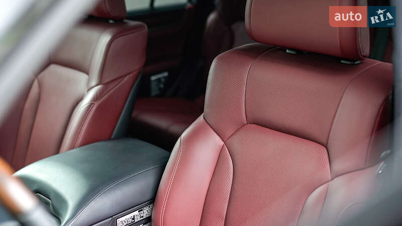 Внедорожник / Кроссовер Lexus LX 2017 в Львове фото 15 Внедорожник / Кроссовер Lexus LX 2017 в Львове